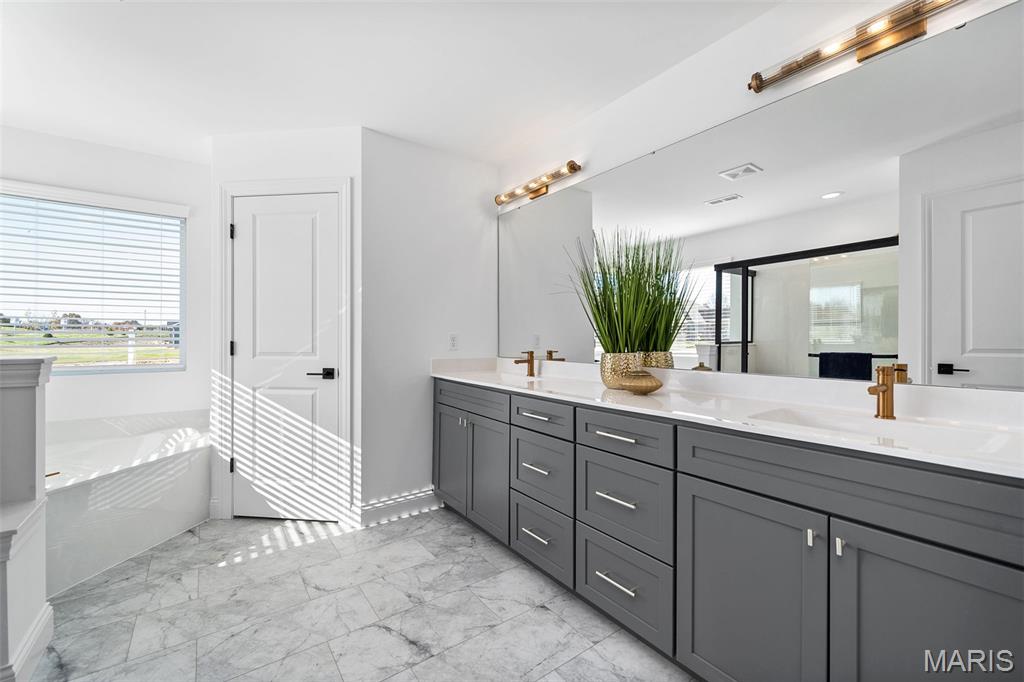 Hawk Ridge 1 - Residential