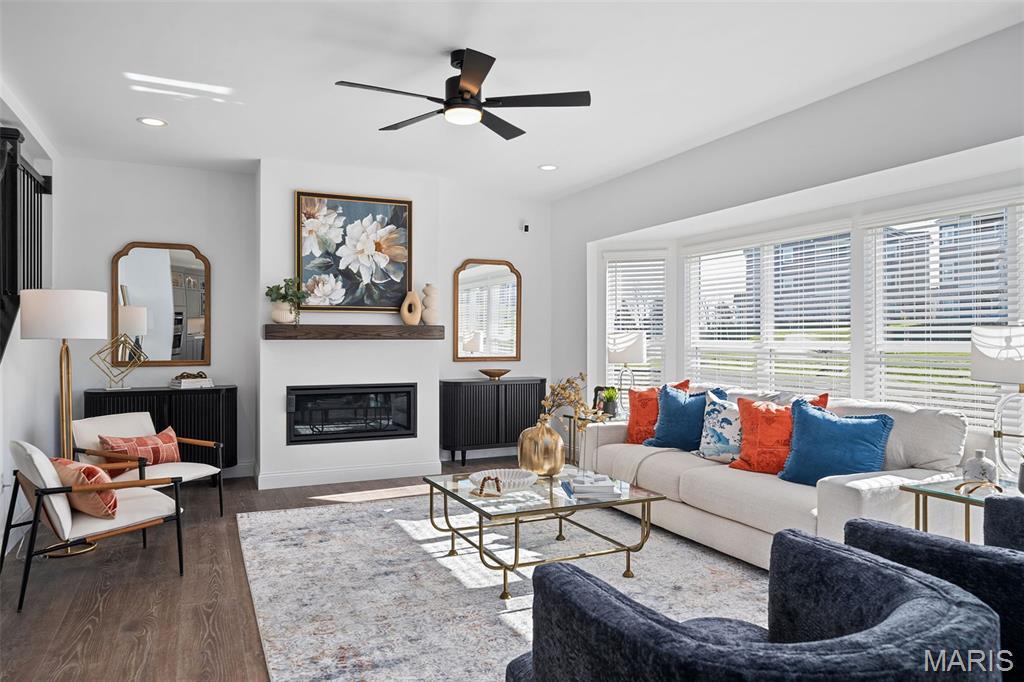 Hawk Ridge 1 - Residential