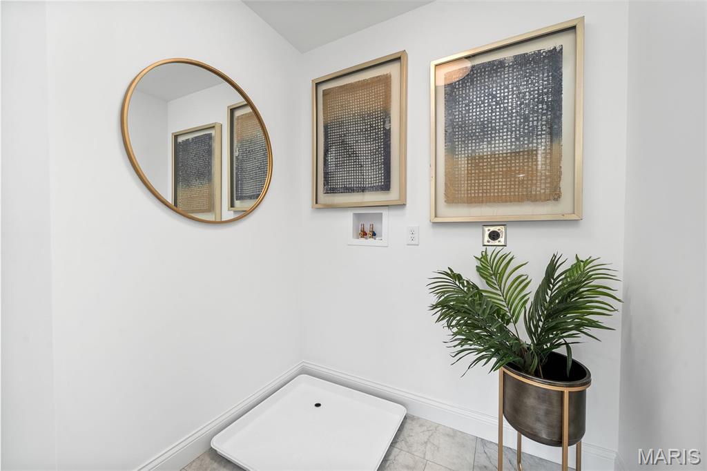 Hawk Ridge 1 - Residential