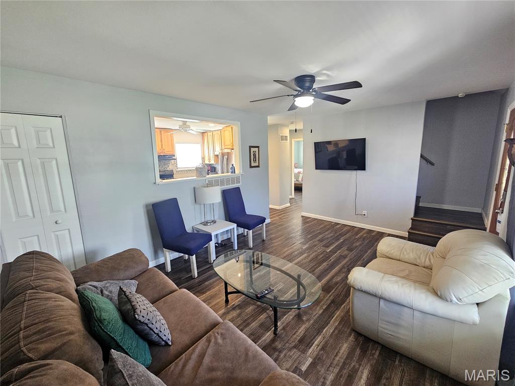 2204 Valley Park Road