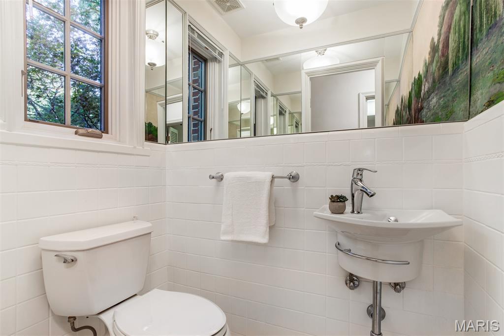 Mc Knight Acres Add - Residential