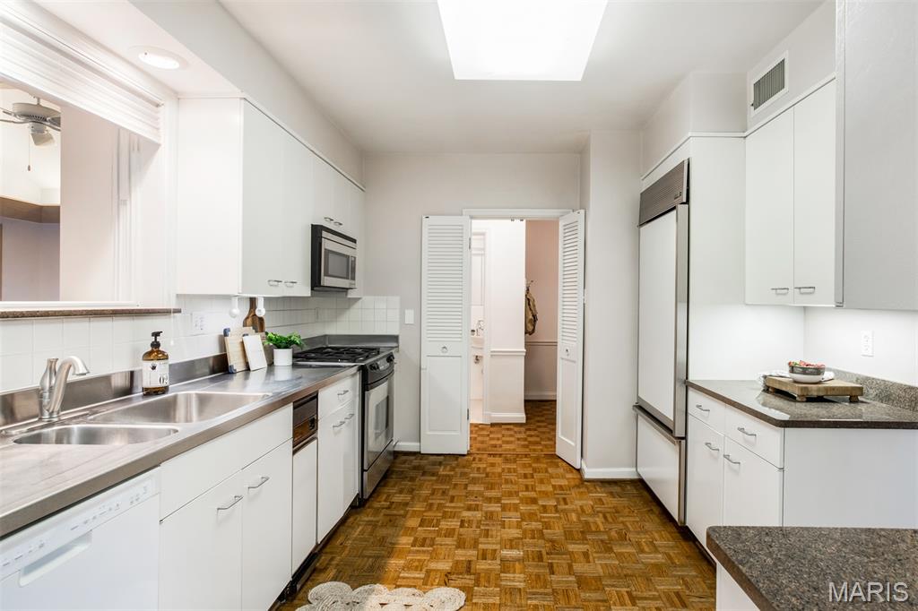 Mc Knight Acres Add - Residential