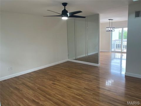 Tiny photo for 3125 Park Hampton Court, St Louis, MO 63139 (MLS # 26026630)