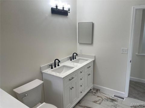 Tiny photo for 3125 Park Hampton Court, St Louis, MO 63139 (MLS # 26026630)
