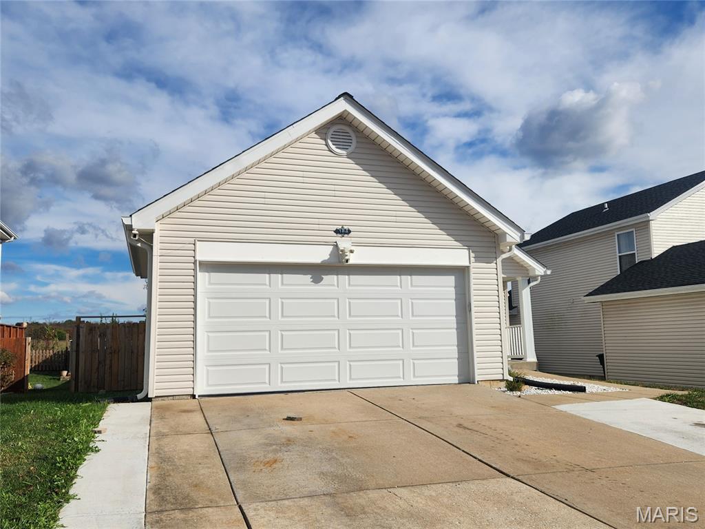 Troy, Missouri 63379, United States, 3 Bedrooms Bedrooms, ,2 BathroomsBathrooms,Residential,Pending,235913