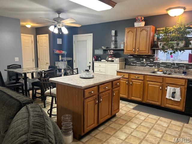 Troy, Missouri 63379, United States, 3 Bedrooms Bedrooms, ,2 BathroomsBathrooms,Residential,Pending,235913