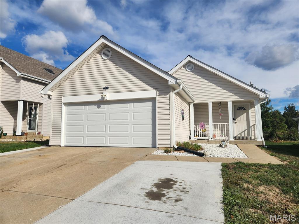 Troy, Missouri 63379, United States, 3 Bedrooms Bedrooms, ,2 BathroomsBathrooms,Residential,Pending,235913