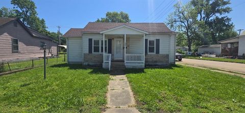 127 E 2nd Street De Soto MO 63020