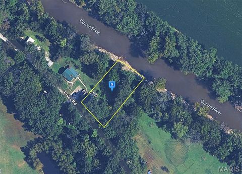 Photo of 50 River Rd, Moscow Mills, MO 63362 (MLS # 26008182)