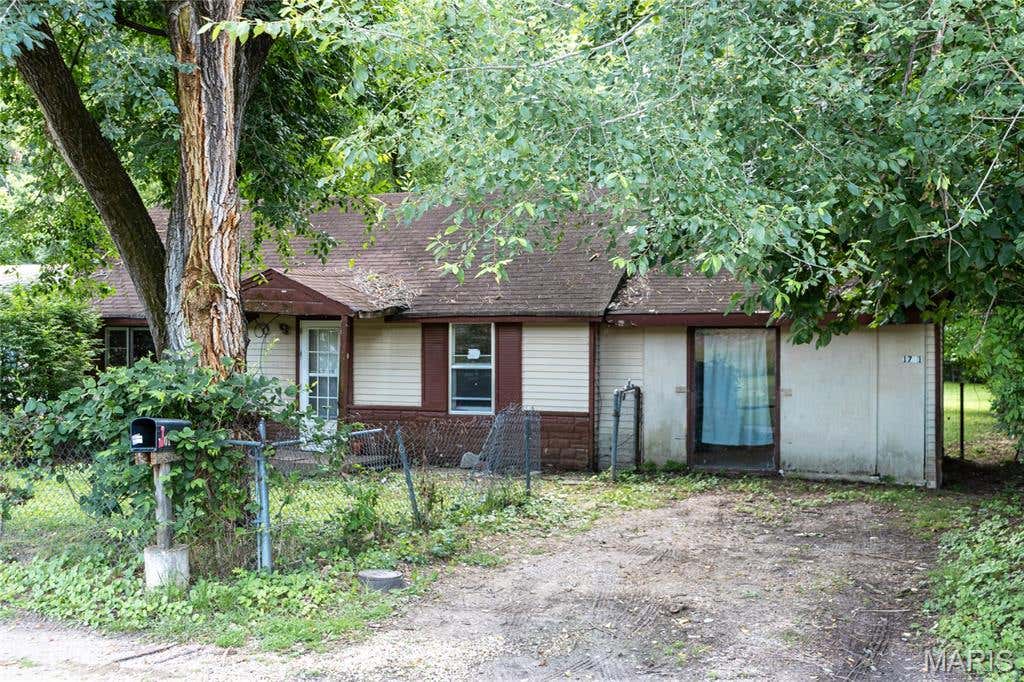 Photo of 1701 Pearson Street, Waynesville, MO 65583 (MLS # 26033838)