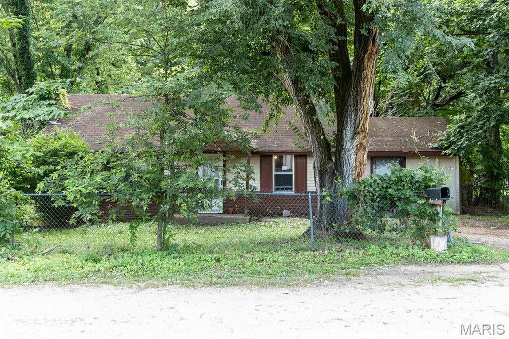 Photo of 1701 Pearson Street, Waynesville, MO 65583 (MLS # 26033838)