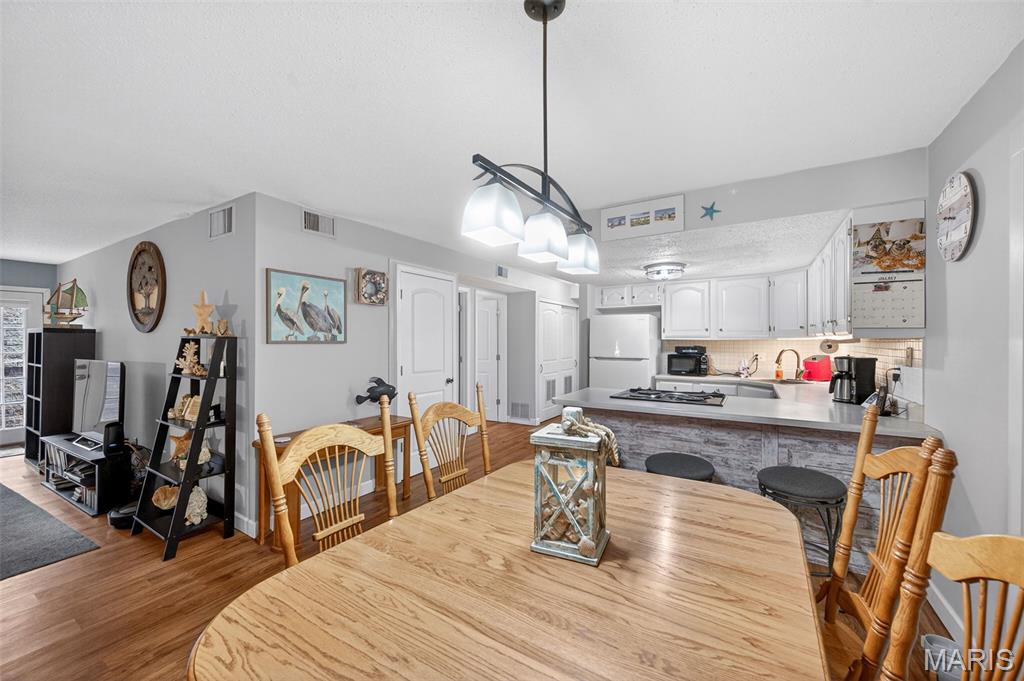 Heritage Garden Condos - Residential