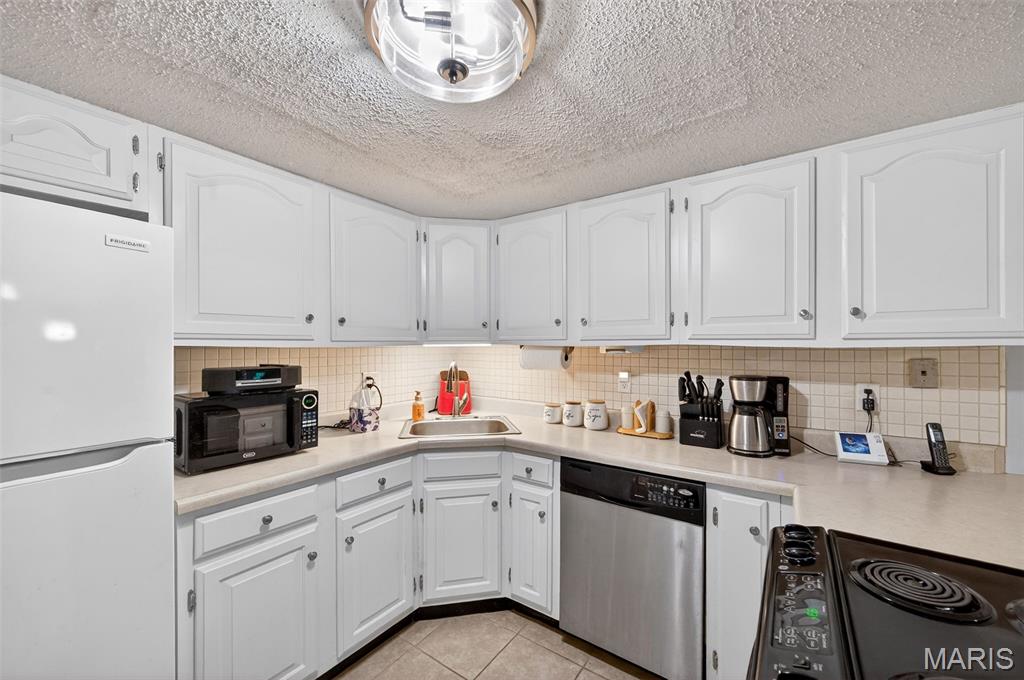 Heritage Garden Condos - Residential