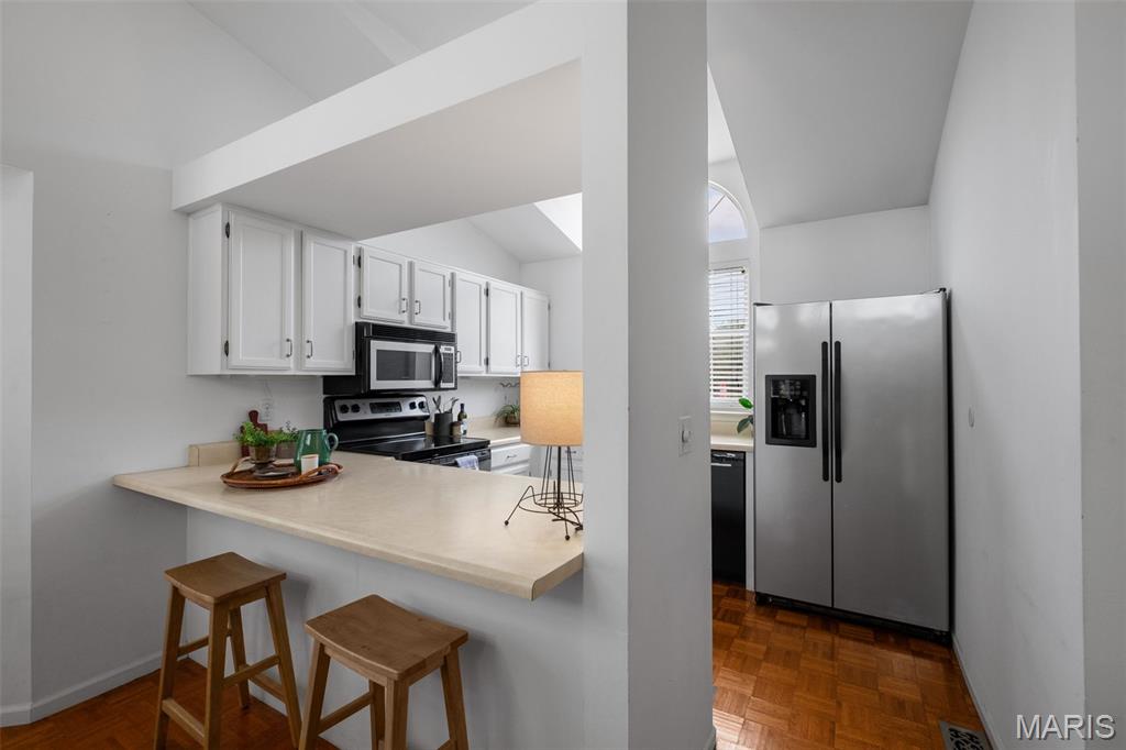 Sherwood Manor Two Of Bennington - Residential