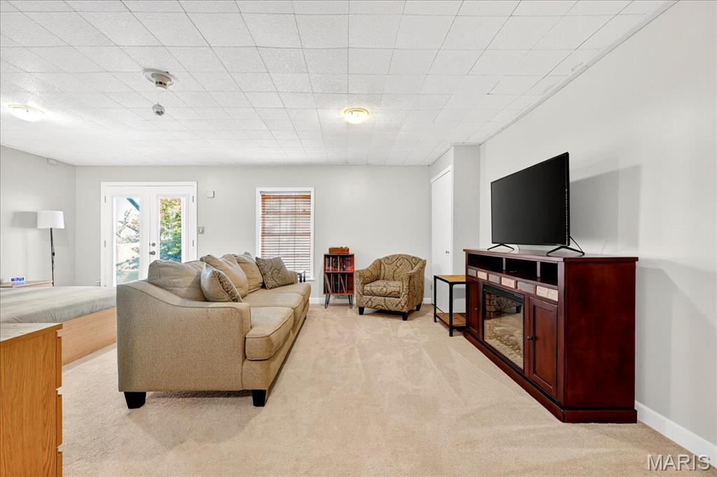 Maryland Heights, Missouri 63043, United States, 2 Bedrooms Bedrooms, ,3 BathroomsBathrooms,Residential,Active,235718