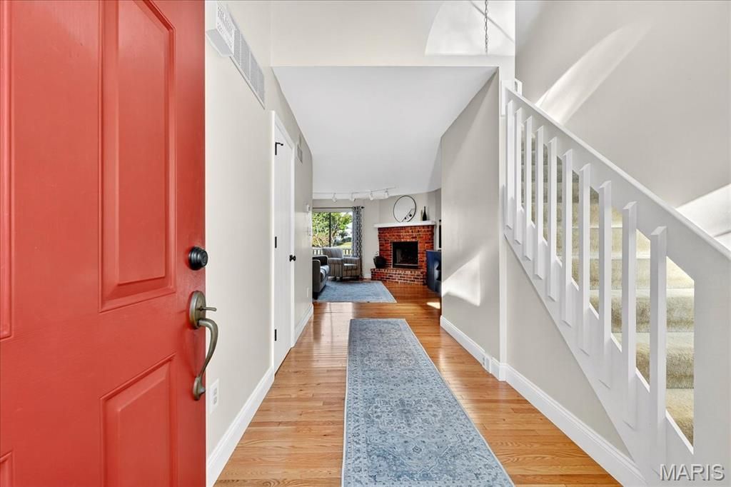 Photo of 3142 Autumn Trace Drive, Maryland Heights, MO 63043 (MLS # 25070395)