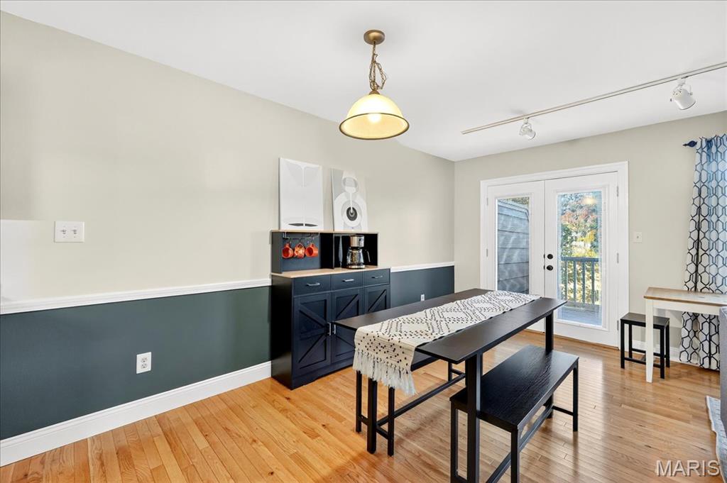 Maryland Heights, Missouri 63043, United States, 2 Bedrooms Bedrooms, ,3 BathroomsBathrooms,Residential,Active,235718