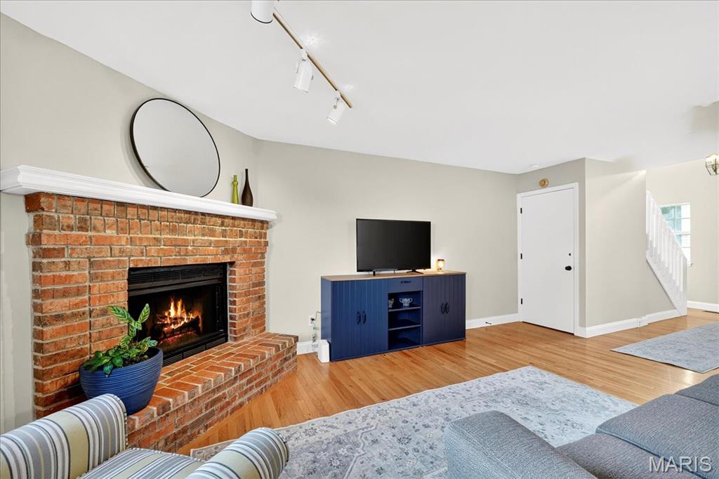 Maryland Heights, Missouri 63043, United States, 2 Bedrooms Bedrooms, ,3 BathroomsBathrooms,Residential,Active,235718