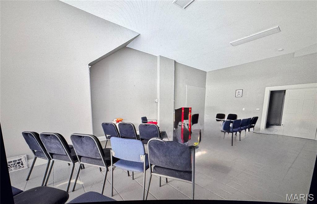 Goethe Add - Commercial Lease