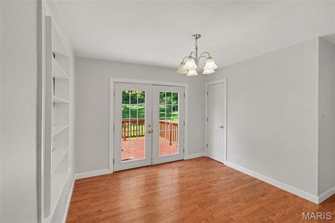 Tiny photo for 824 N Forest Avenue, Webster Groves, MO 63119 (MLS # 26038745)