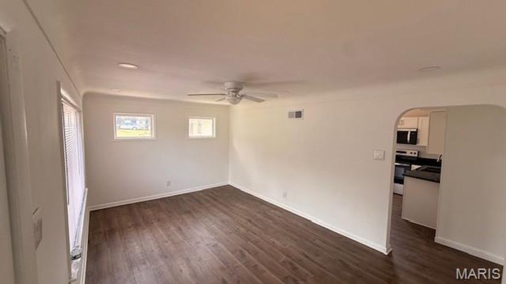 Photo of 10115 Toelle Lane, St Louis, MO 63137 (MLS # 26019463)