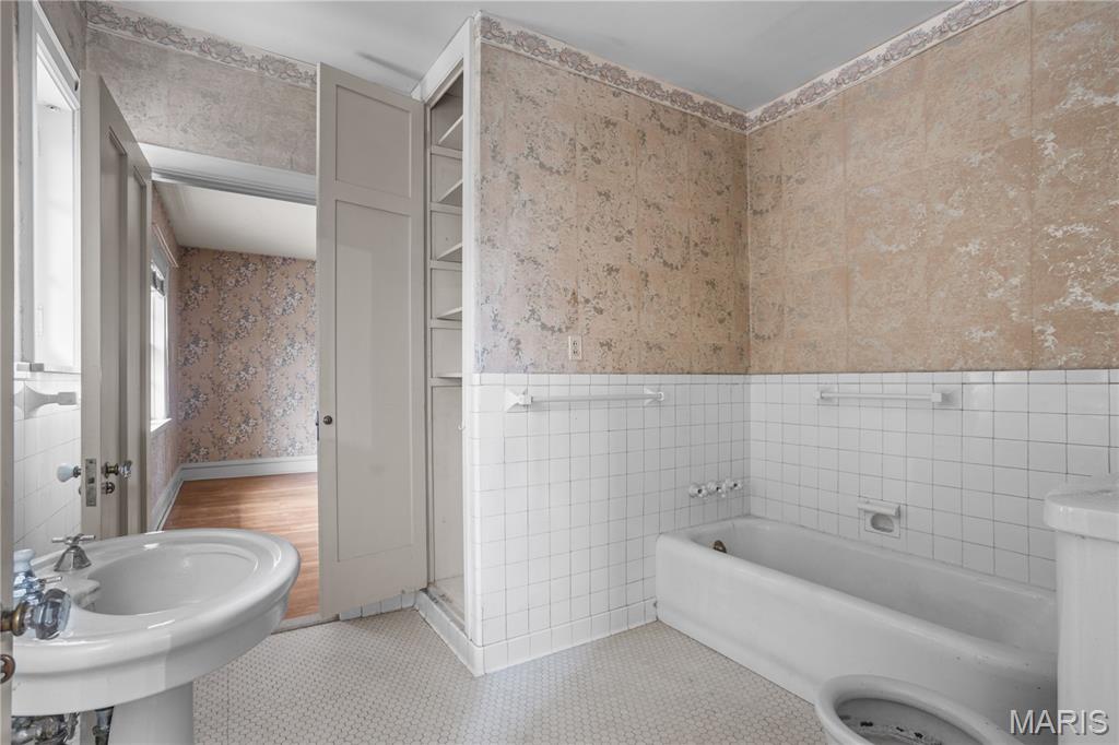 Maryland Terrace - Residential