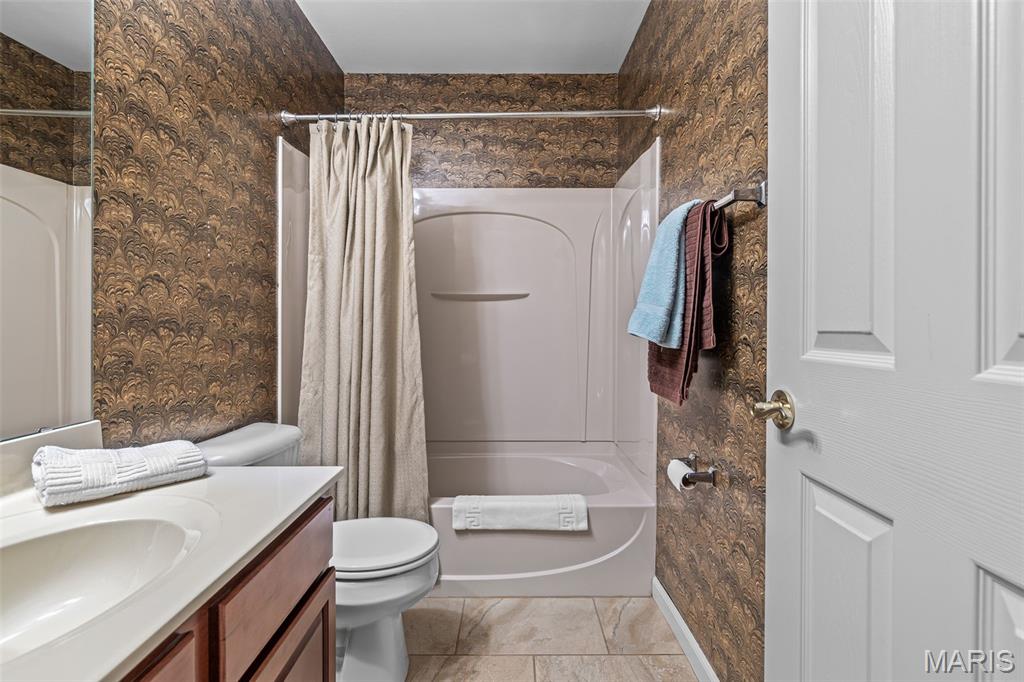 Villas At Woodridge - Residential