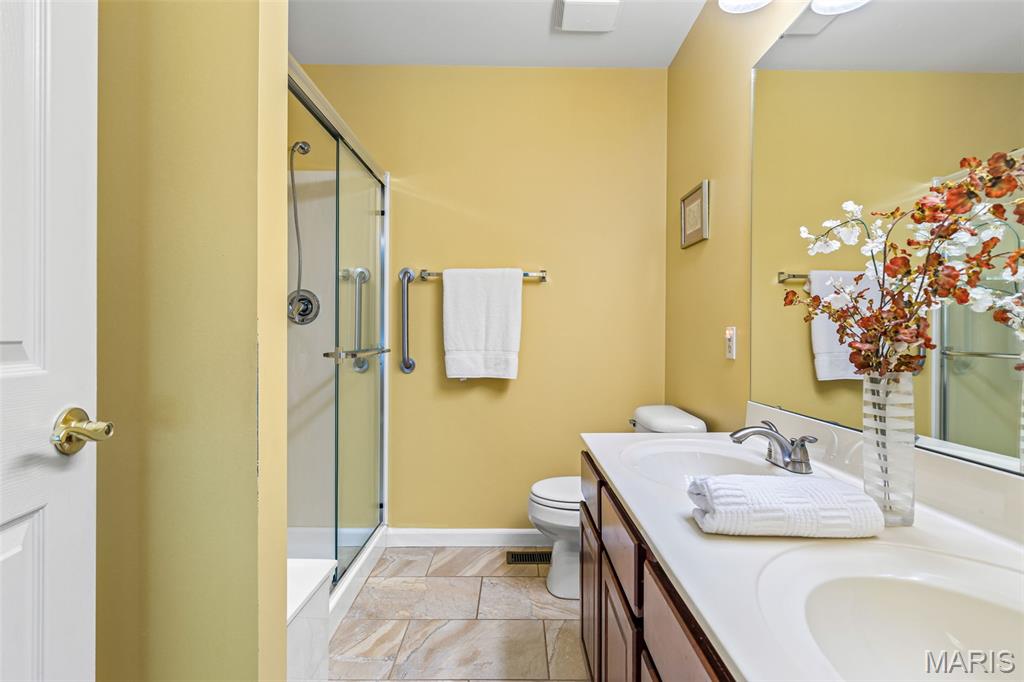 Villas At Woodridge - Residential
