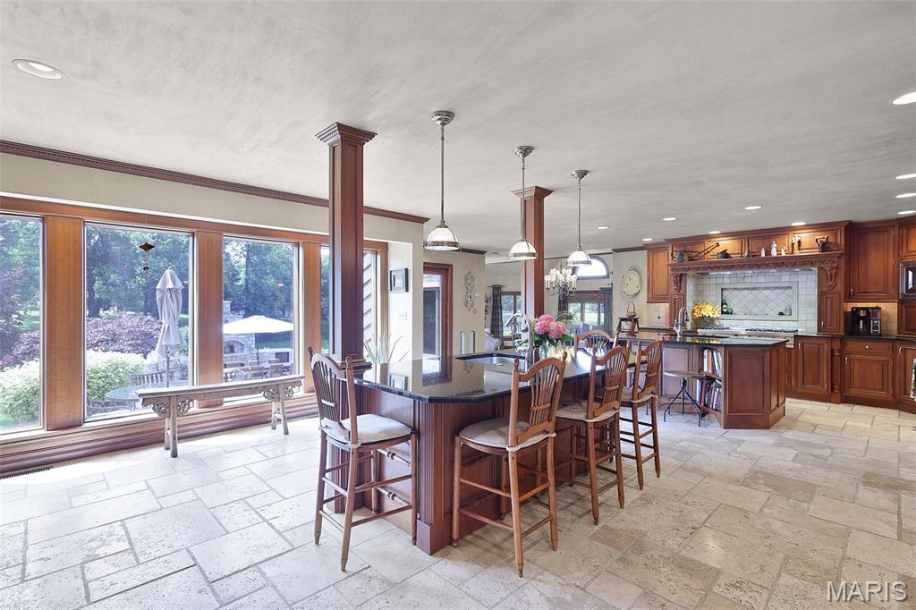 Glen Carbon, Illinois, 62034, United States, 3 Bedrooms Bedrooms, ,4 BathroomsBathrooms,Residential,Active,1960151