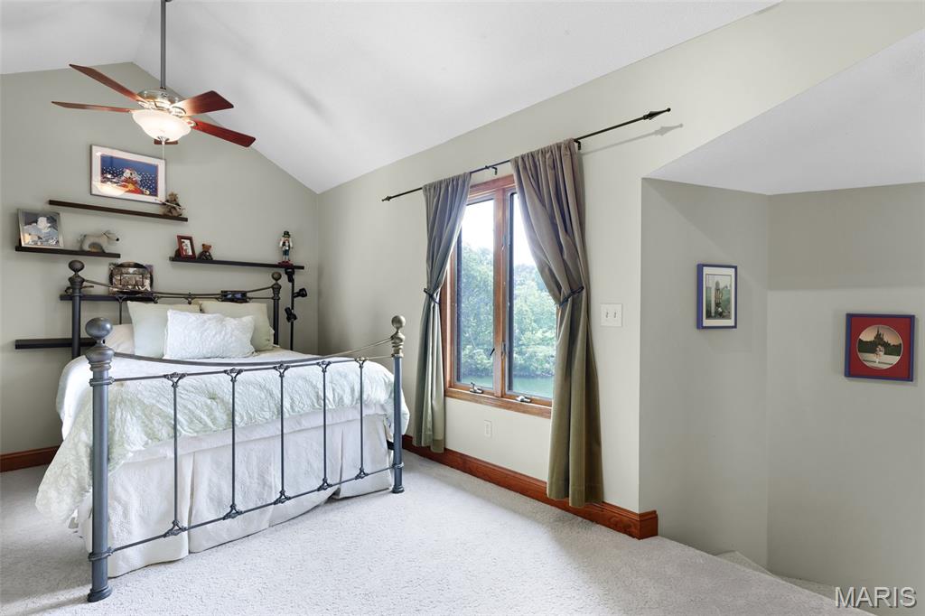 Glen Carbon, Illinois, 62034, United States, 3 Bedrooms Bedrooms, ,4 BathroomsBathrooms,Residential,Active,1960151