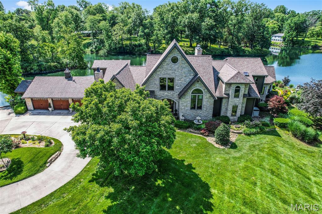 Glen Carbon, Illinois, 62034, United States, 3 Bedrooms Bedrooms, ,4 BathroomsBathrooms,Residential,Active,1960151