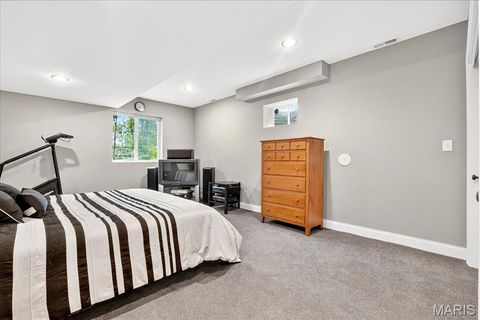 Tiny photo for 699 W Washington Avenue, Kirkwood, MO 63122 (MLS # 25064879)