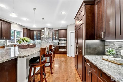 Tiny photo for 699 W Washington Avenue, Kirkwood, MO 63122 (MLS # 25064879)