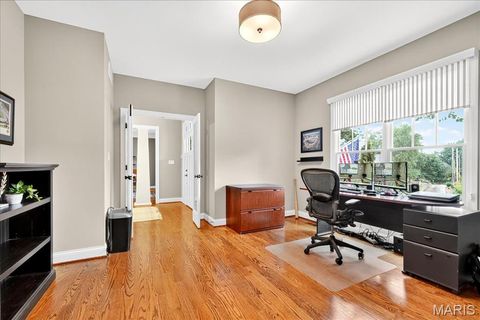 Tiny photo for 699 W Washington Avenue, Kirkwood, MO 63122 (MLS # 25064879)