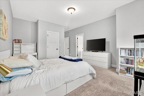 Tiny photo for 699 W Washington Avenue, Kirkwood, MO 63122 (MLS # 25064879)
