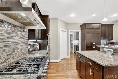 Tiny photo for 699 W Washington Avenue, Kirkwood, MO 63122 (MLS # 25064879)