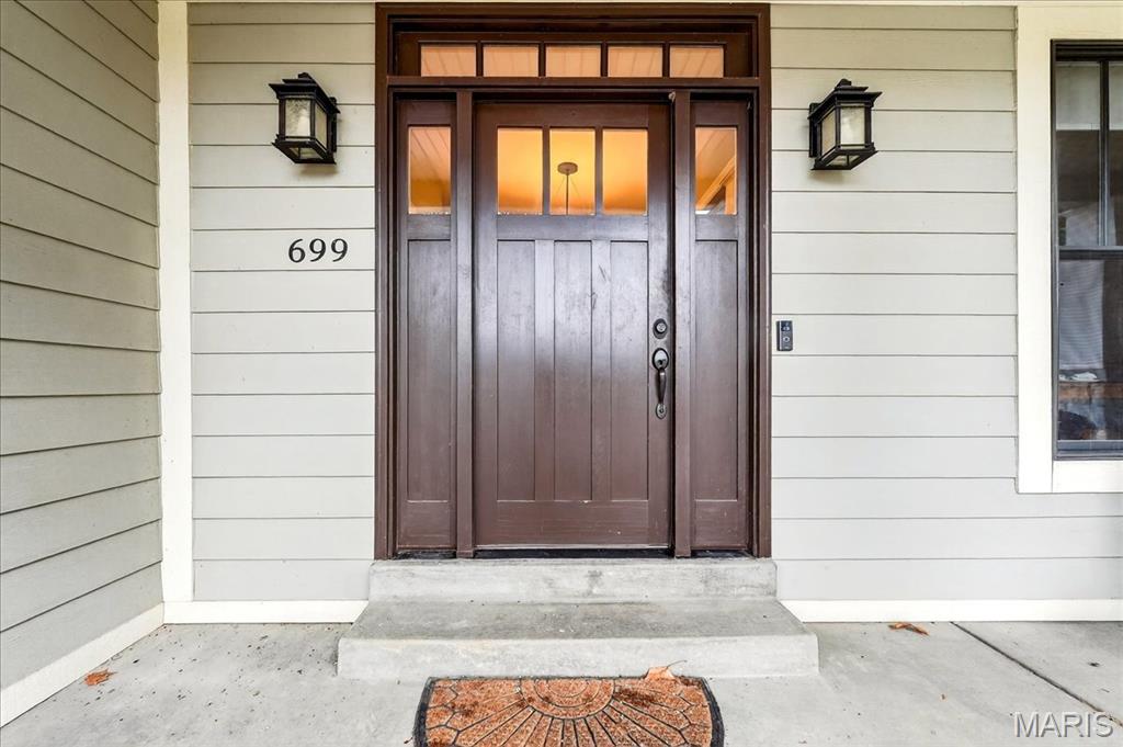 Kirkwood, Missouri 63122, United States, 5 Bedrooms Bedrooms, ,6 BathroomsBathrooms,Residential,Active,215735