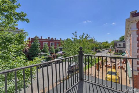 Tiny photo for 3543 Wyoming Street #upper, St Louis, MO 63118 (MLS # 25070679)