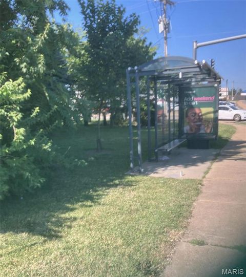 Tiny photo for 10458 BIG BEND Boulevard, Kirkwood, MO 63122 (MLS # 26021197)