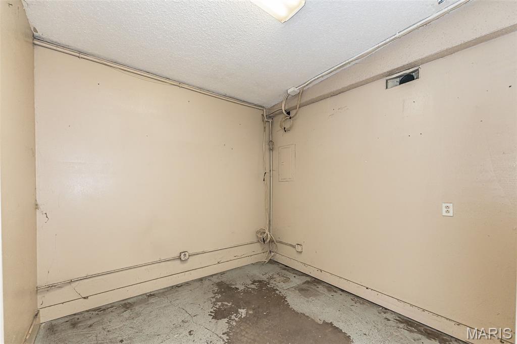 Harvestowne #1 - Commercial Sale