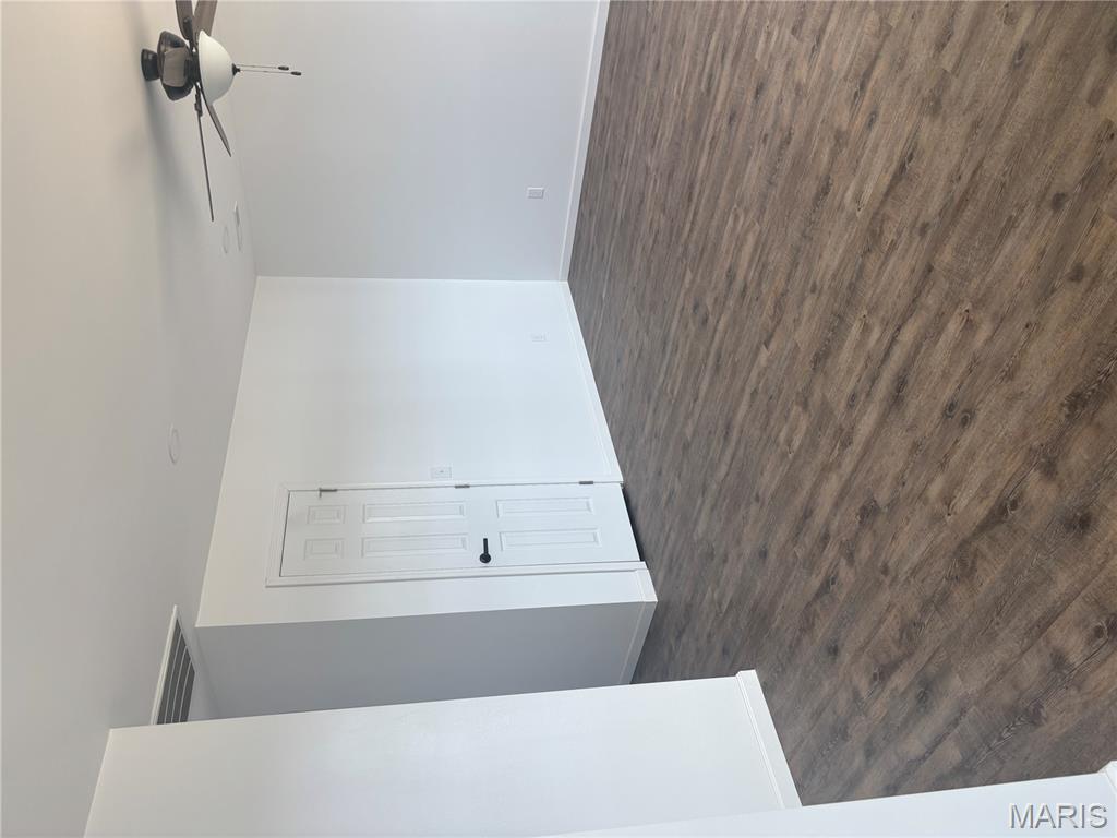 Colliers & Villars Add - Residential