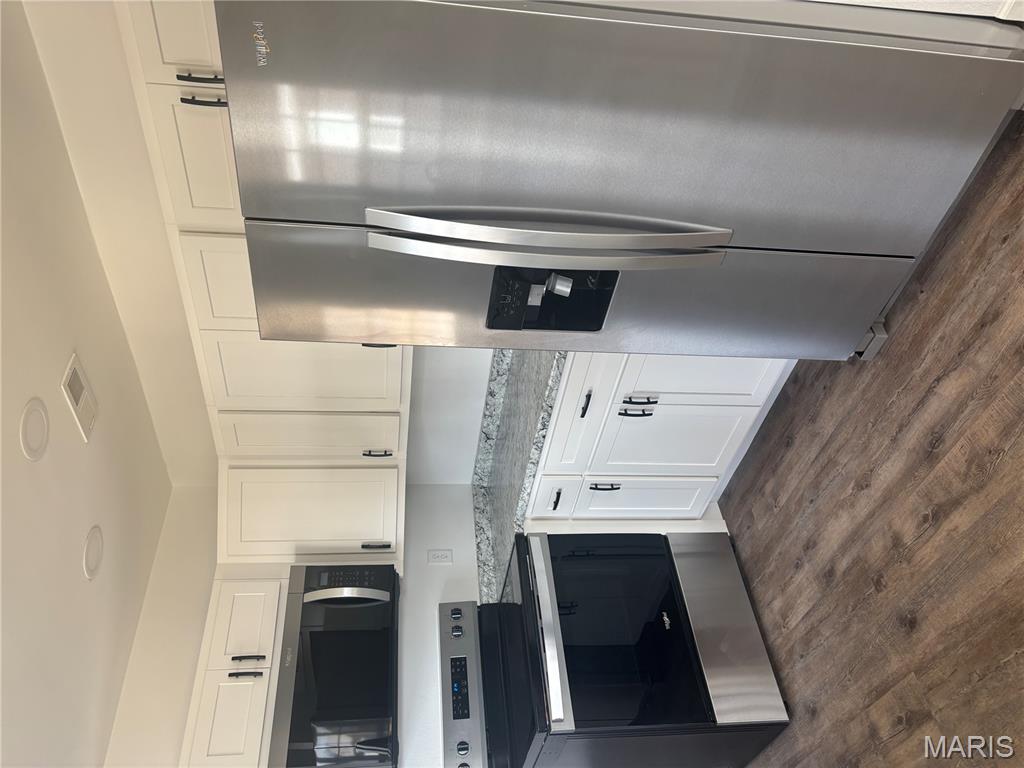 Colliers & Villars Add - Residential