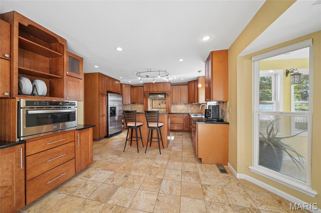 Sandistan Manor - Residential