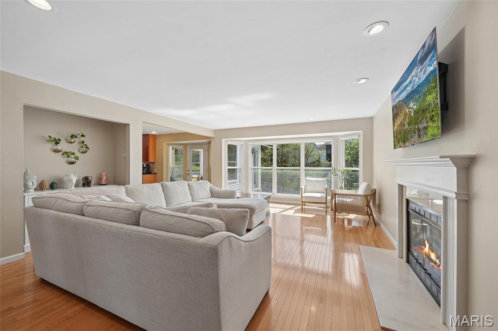 Sandistan Manor - Residential