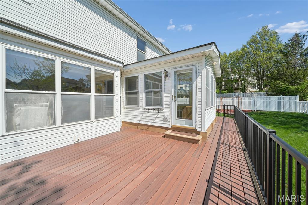 Sandistan Manor - Residential