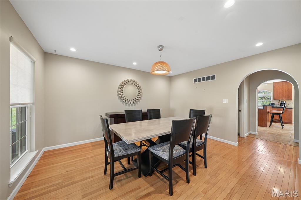 Sandistan Manor - Residential