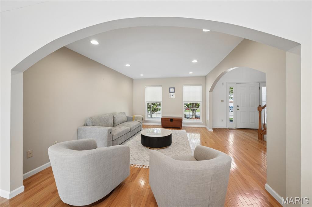 Sandistan Manor - Residential