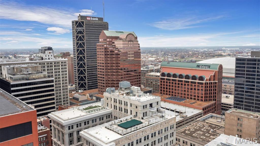 314 N Broadway 903