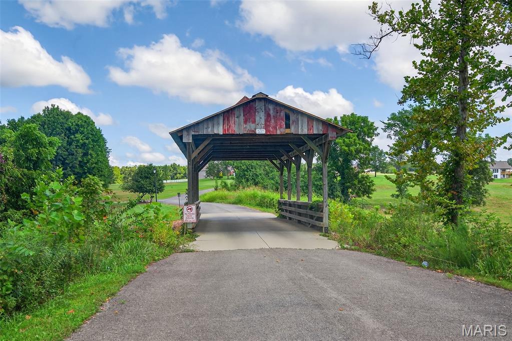 Troy, Missouri 63379, United States, 4 Bedrooms Bedrooms, ,6 BathroomsBathrooms,Residential,Active,195388