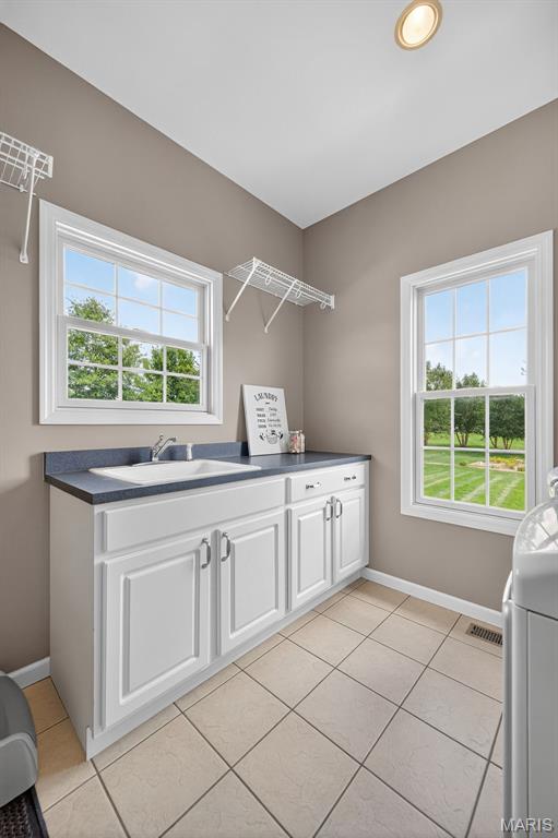 Troy, Missouri 63379, United States, 4 Bedrooms Bedrooms, ,6 BathroomsBathrooms,Residential,Active,195388